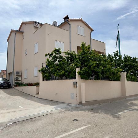 Hvar Apartments Felix Хвар Екстер'єр фото