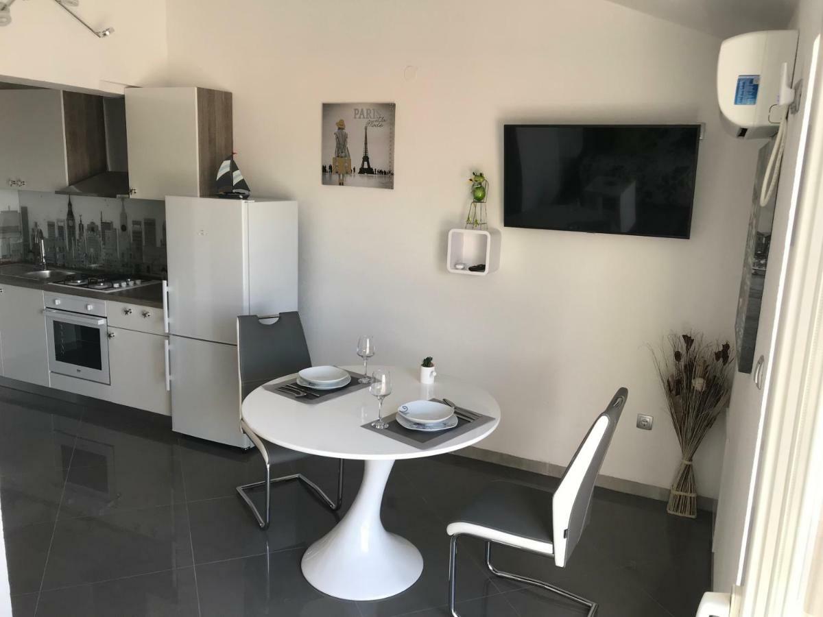 Hvar Apartments Felix Хвар Екстер'єр фото