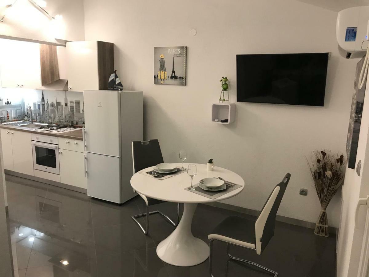 Hvar Apartments Felix Хвар Екстер'єр фото